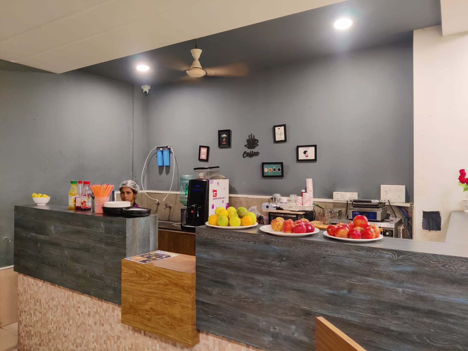 Refreshment & Juice Bar
